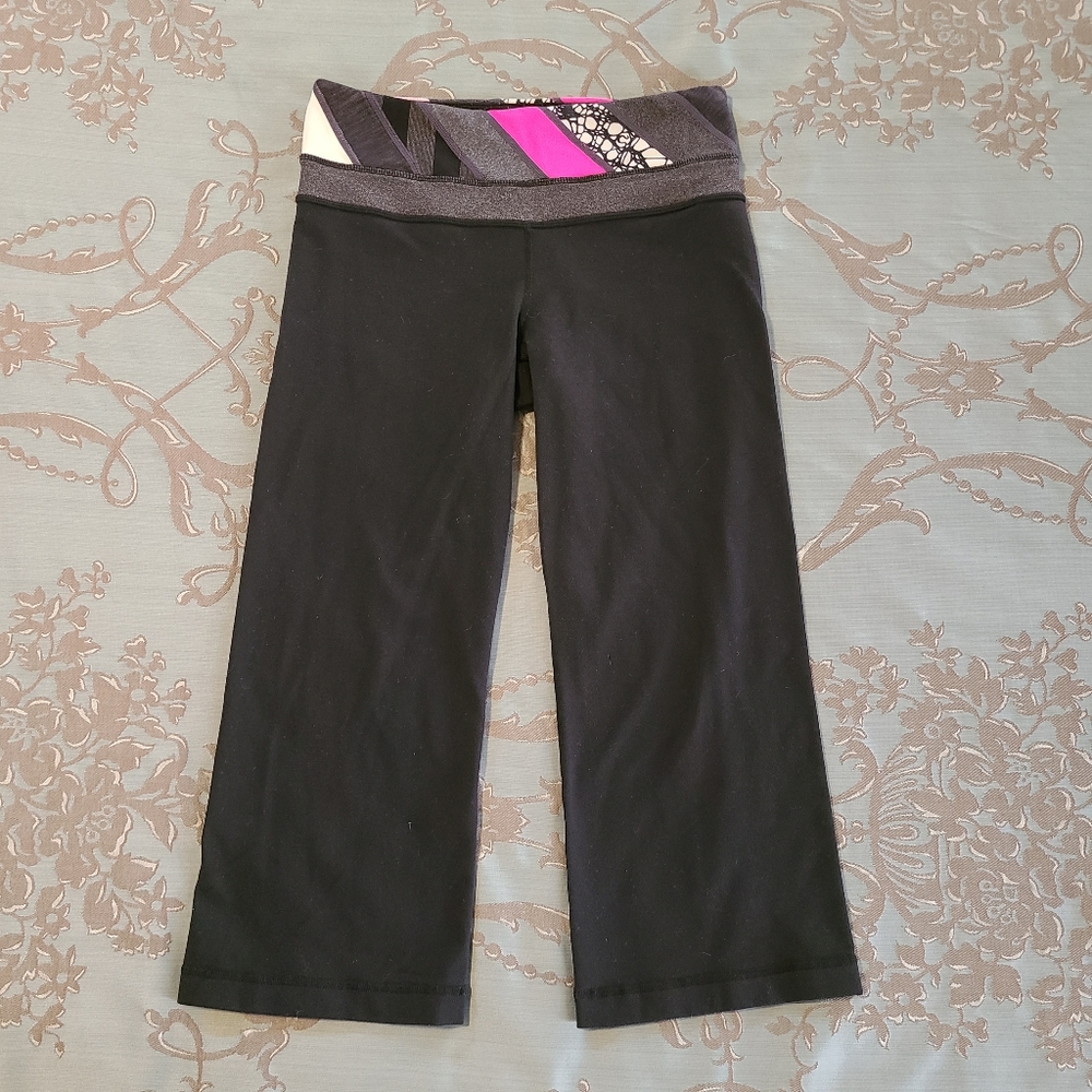 Lululemon Reversible Groove Crop Black Quilting Winter 7 Size 4
